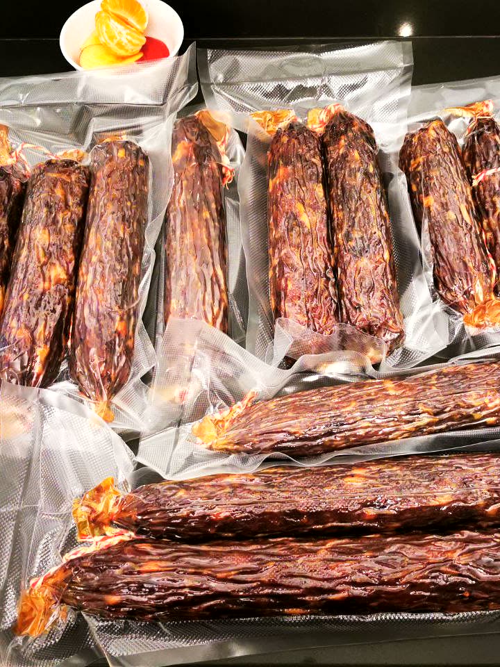 Рёбра в вакууме — к столу, коптильня Drevos Smoke Chamber 25